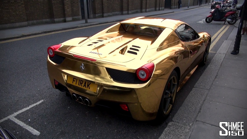 Ferrari 458 Spider dorado