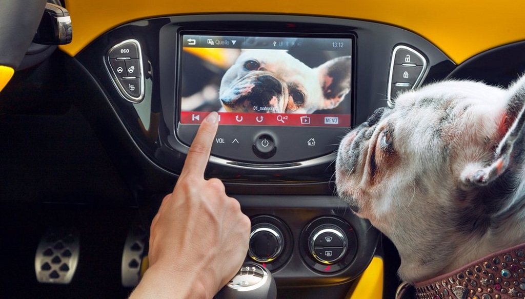 Opel Adam interior