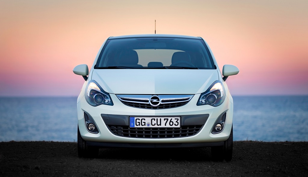 Opel Corsa blanco