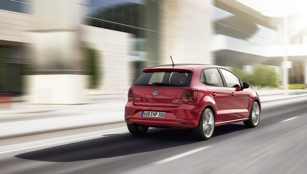 Volkswagen Polo 2014 rojo zaga