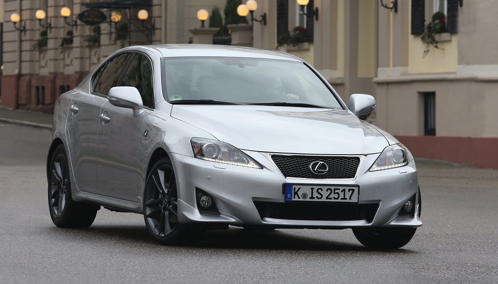 Lexus is220d