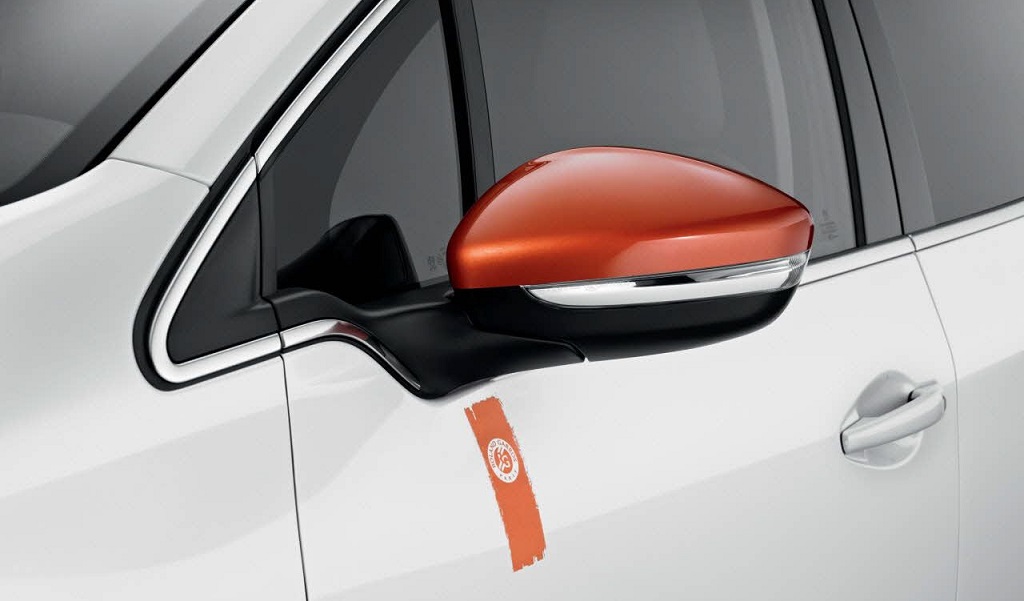 Peugeot 208 Roland Garros retrovisor