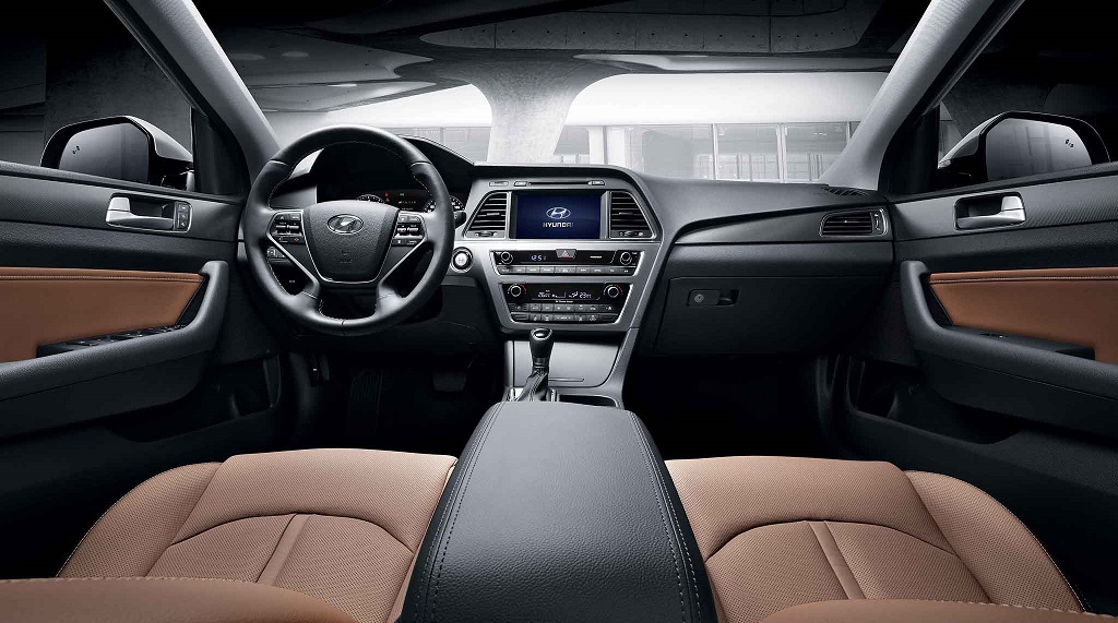 Hyundai Sonata interior