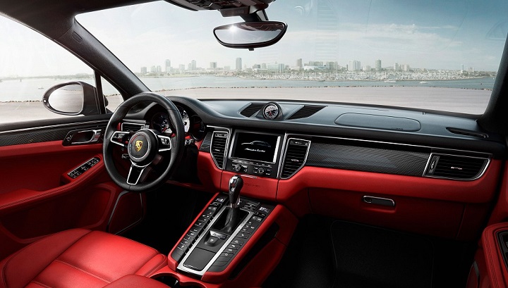 Porsche Macan interior