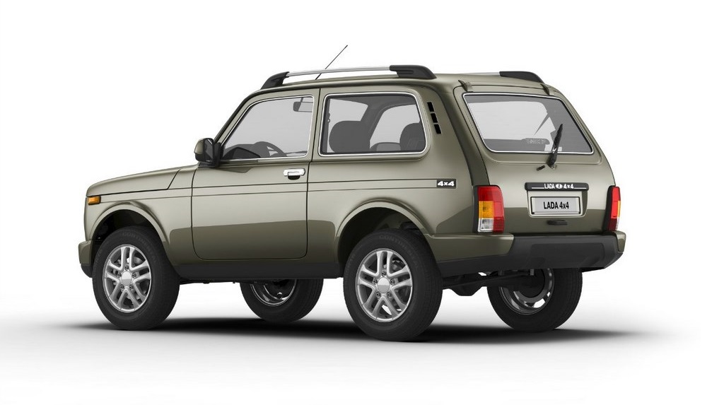 Lada Niva Urban lateral zaga