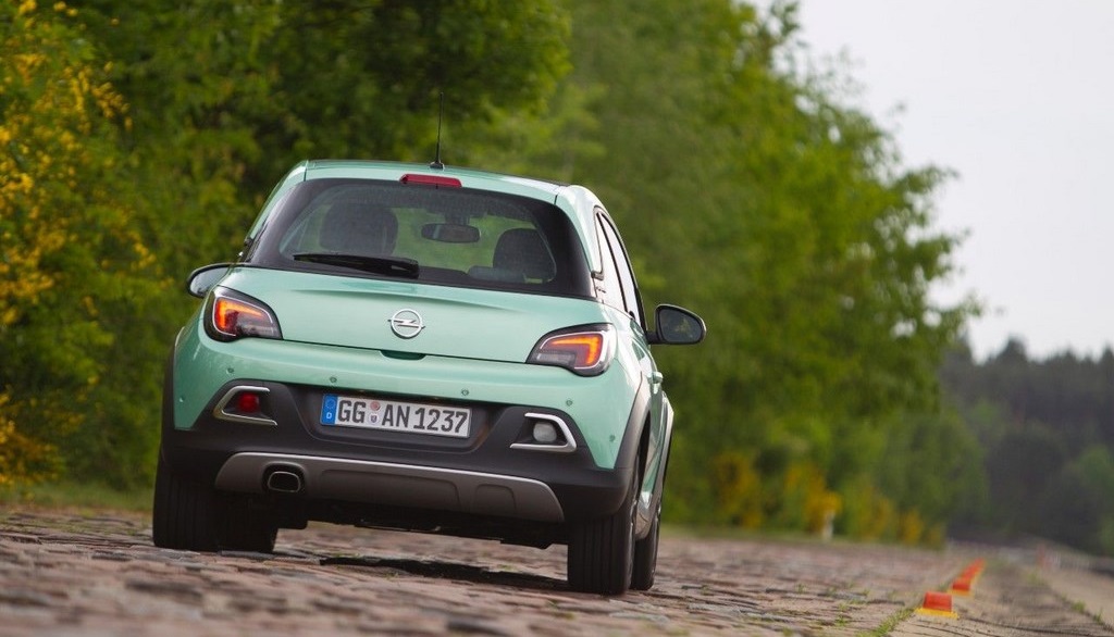 Opel Adam Rocks 3