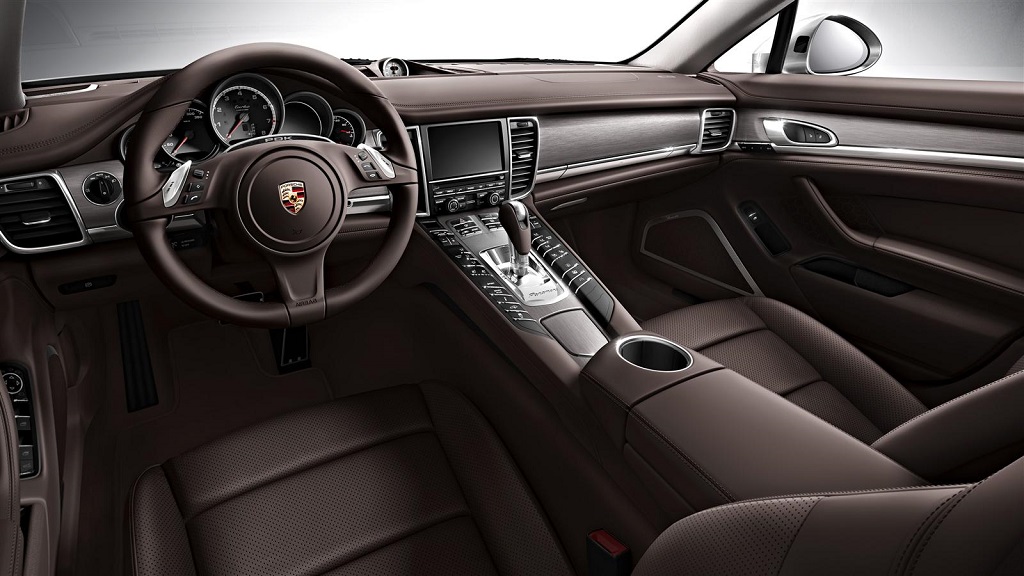 Porsche Panamera Turbo 2014 interior