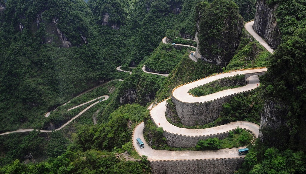 Tianmen Mountain Road