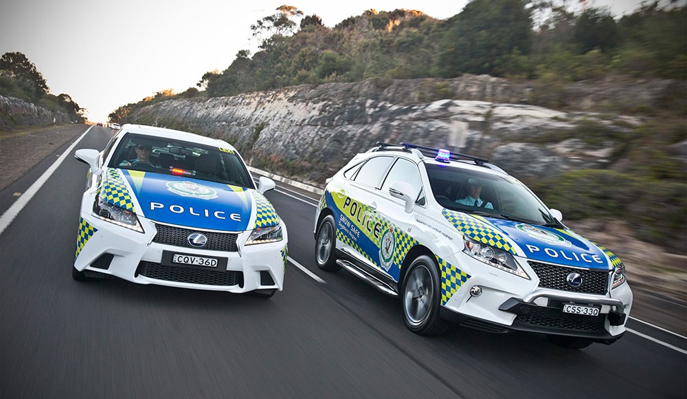 Hybrid-Police-Cars_02