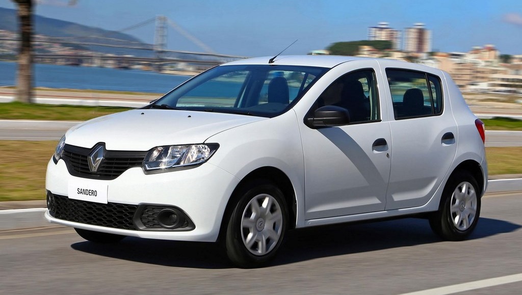 Renault Sandero 2015 blanco lateral