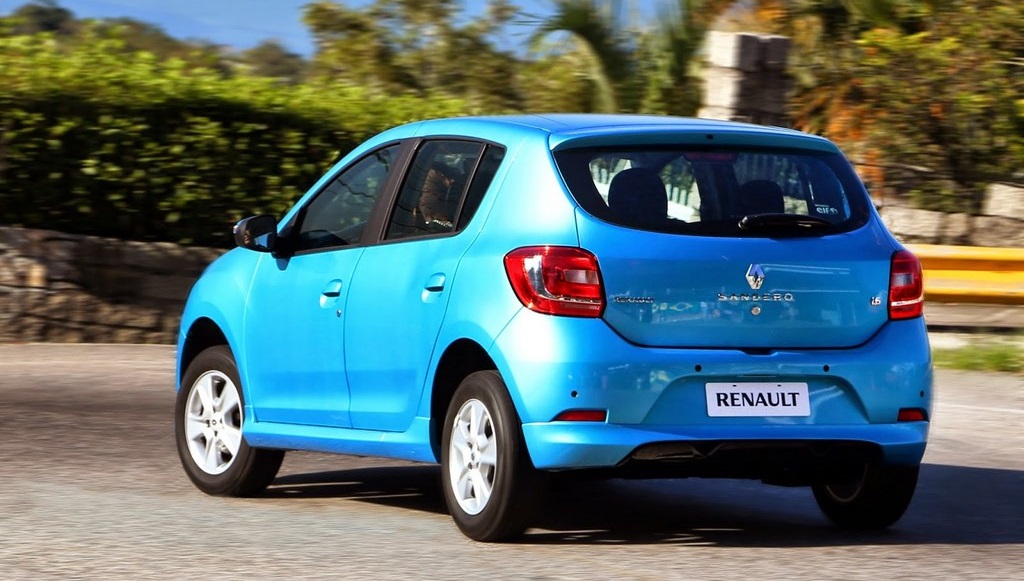 Renault Sandero 2015 zaga