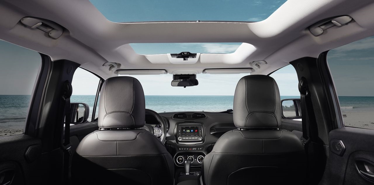 Jeep Renegade Opening Edition interior