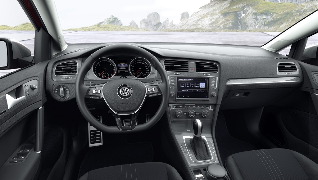 interior Volkswagen Golf Alltrack