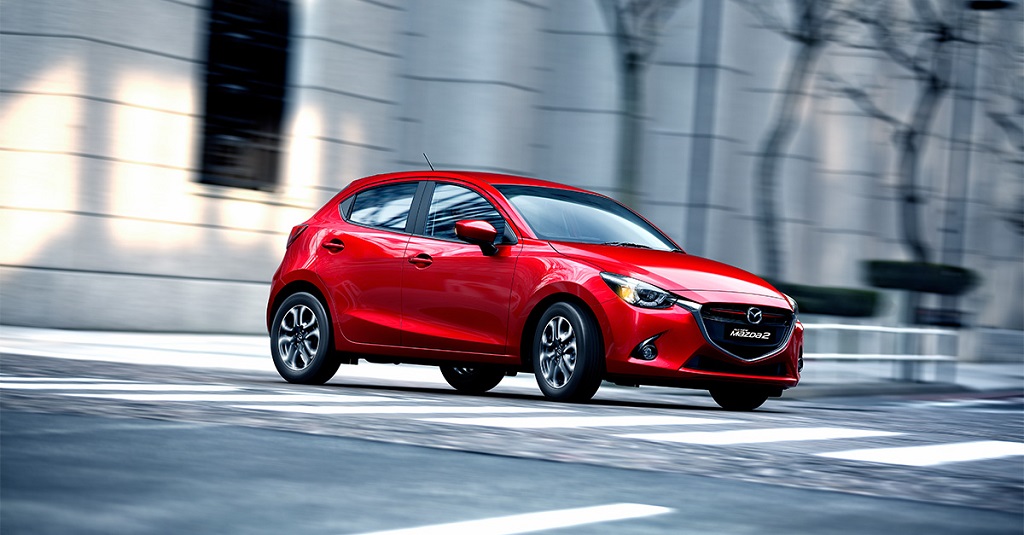 Mazda2 2015 lateral