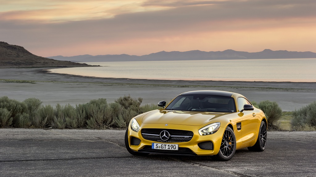 Mercedes-AMG GT amarillo