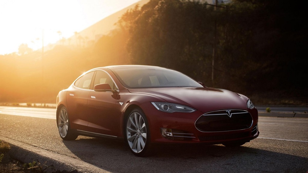 Tesla Model S P85D 2