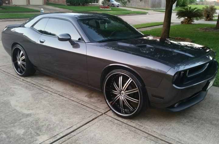 dodge challenger