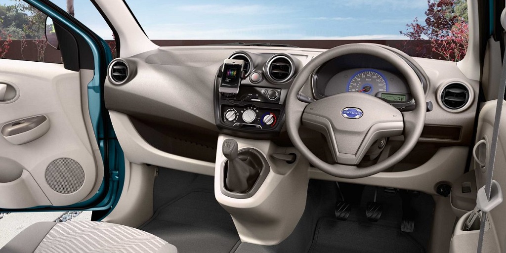 Datsun Go interior