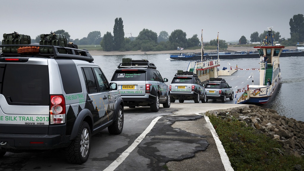 Range Rover Hybrid 2