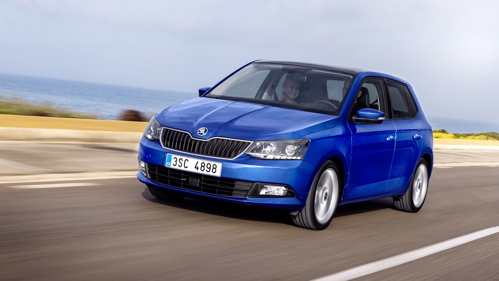 Skoda Fabia 2015 azul