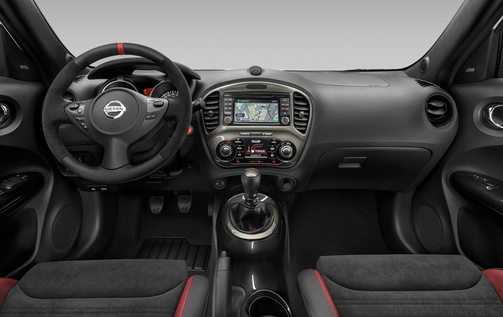 Nissan Juke NISMO RS 30 Aniversario interior