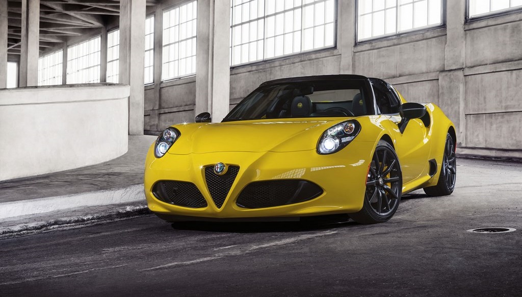 Alfa Romeo 4C Spider frontal