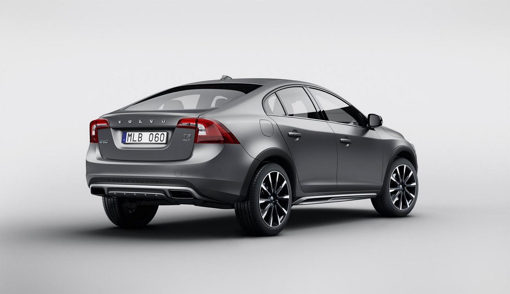 Volvo S60 Cross Country 2