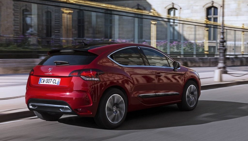 Citroen DS 4 2015 rojo 2