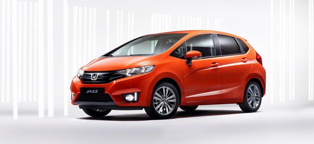 Honda Jazz 2015 frontal tres cuartos