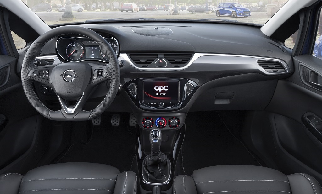 Corsa OPC interior