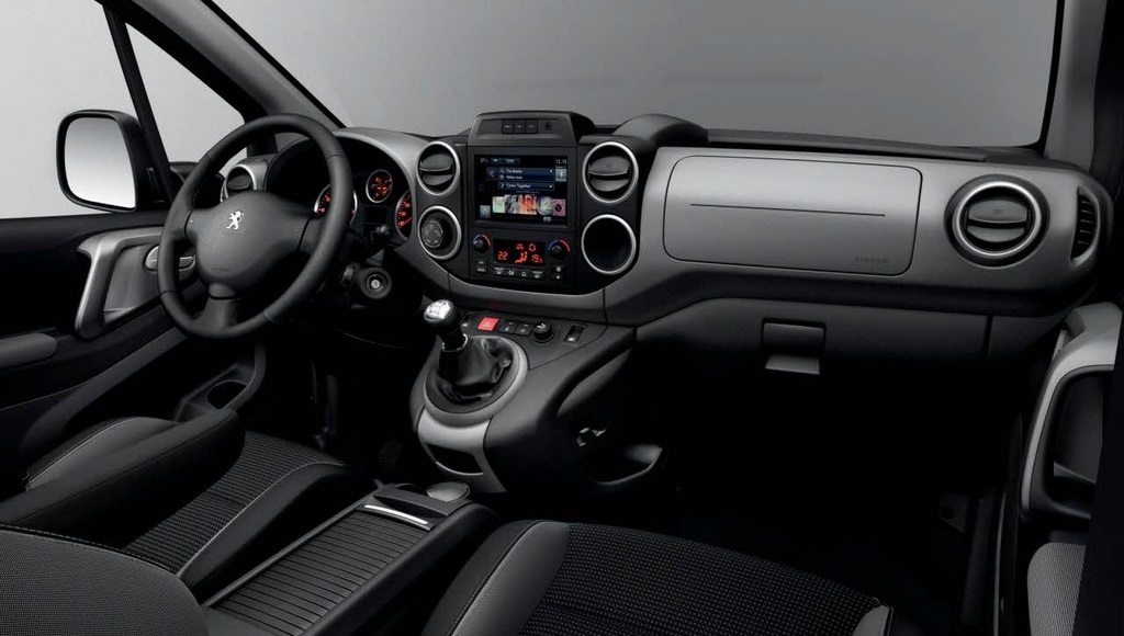 Peugeot Partner interior