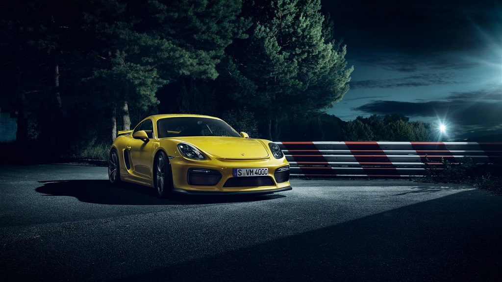 Porsche Cayman GT4 2015