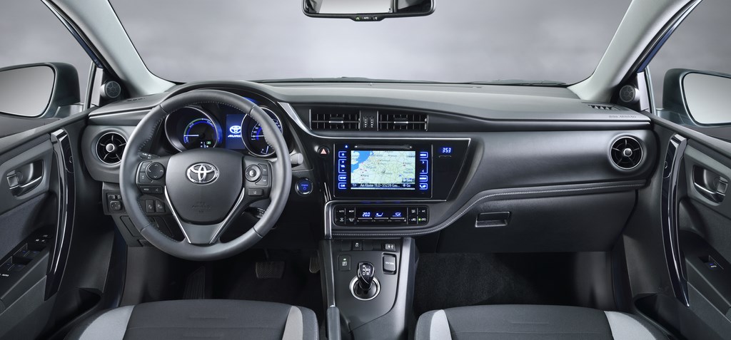 Interior del Auris 2015