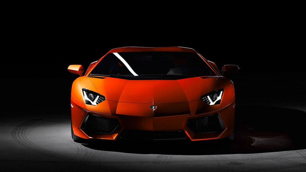 Lamborghini Aventador frontal