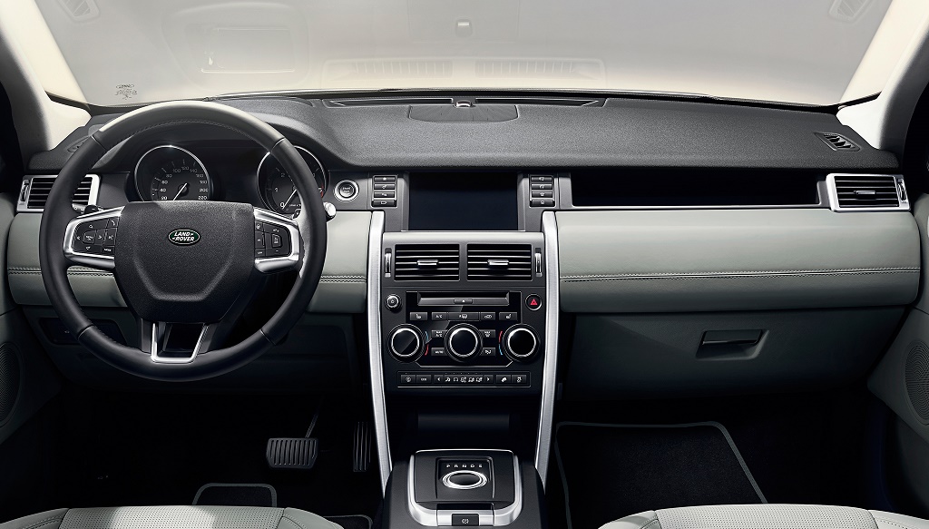 Land Rover Discovery Sport interior