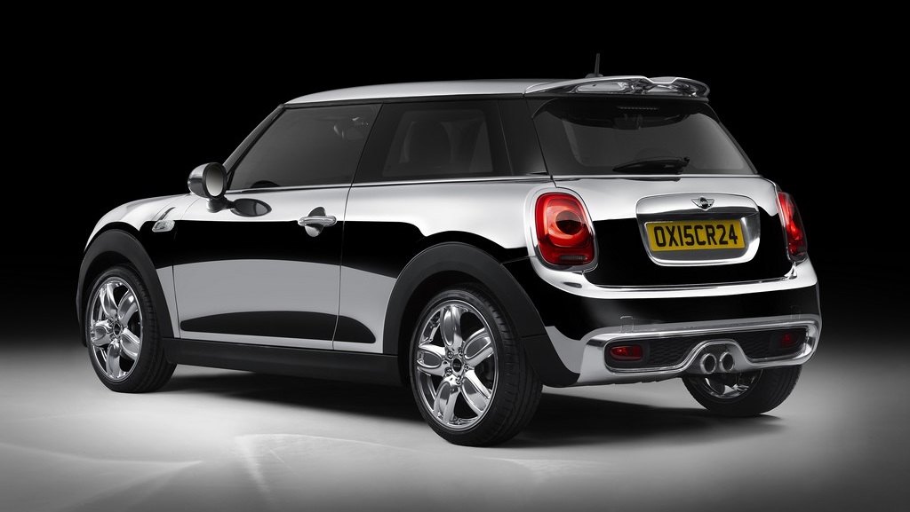 MINI con Chrome Line Exterior Deluxe 3