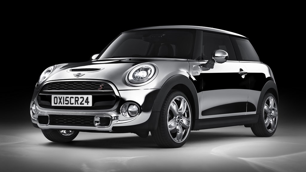 MINI con Chrome Line Exterior Deluxe