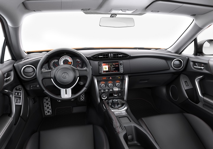 Toyota GT86 interior