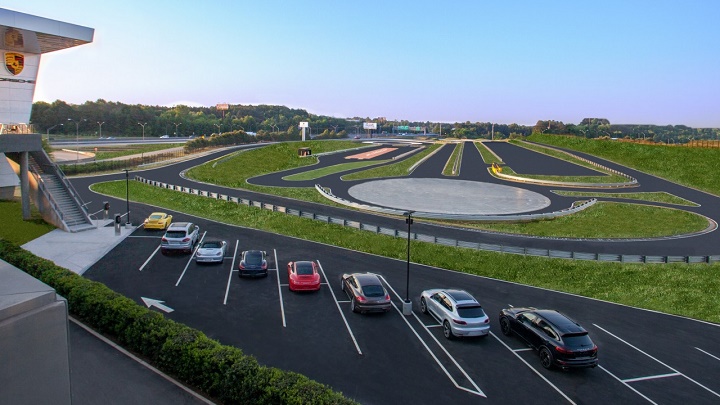 Porsche Experience Center 2