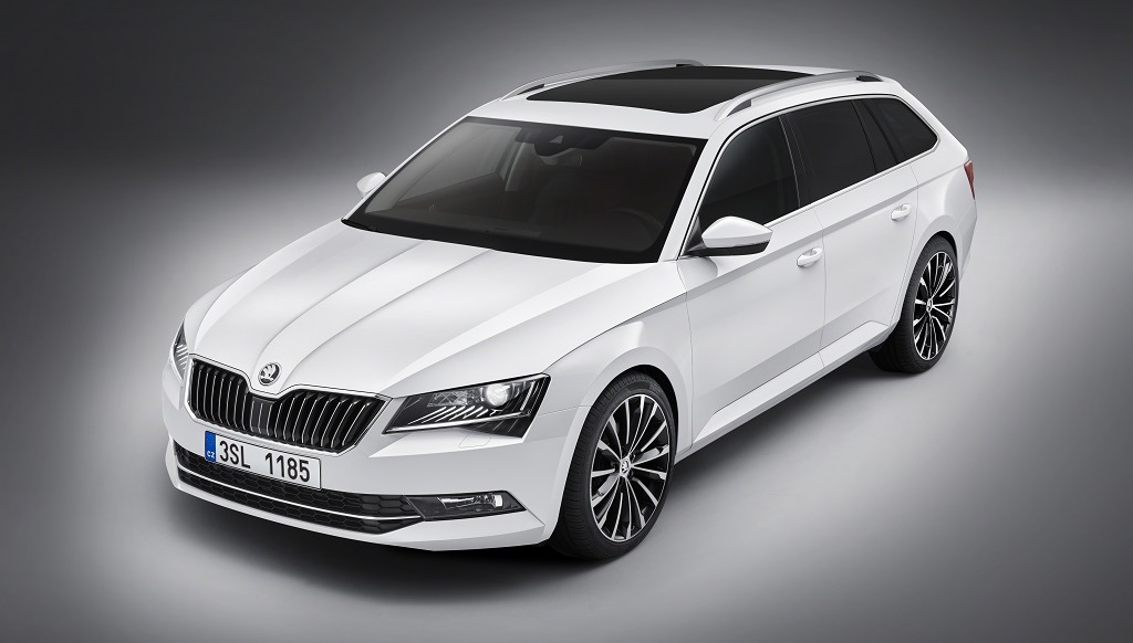 Skoda Superb Combi 2015 frontal tres cuartos