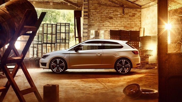 SEAT Leon Cupra 290 lateral