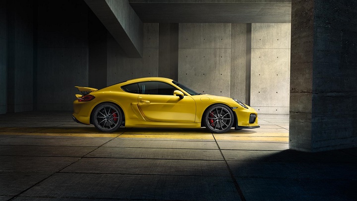 Porsche Cayman GT4