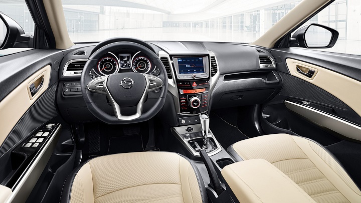 SsangYong Tivoli interior