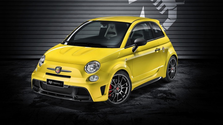 Abarth 695 Biposto Record 1