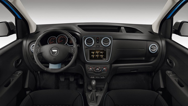 Dacia interior