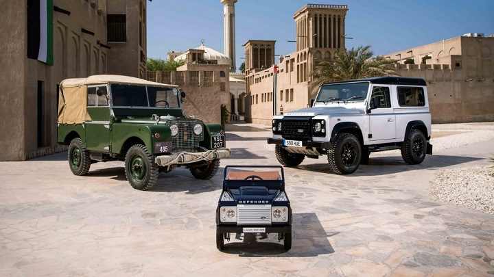 Land Rover Defender 1