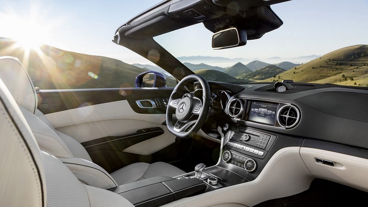 Mercedes SL 2016 interior