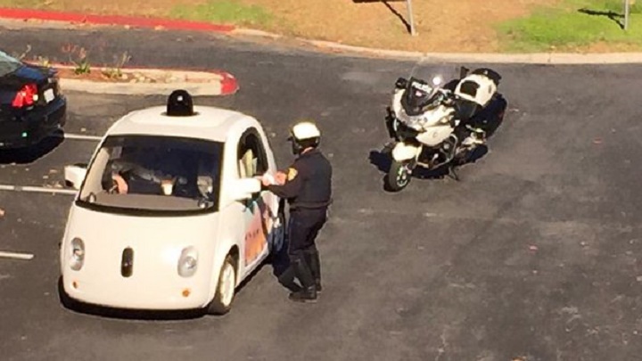 policia coche Google