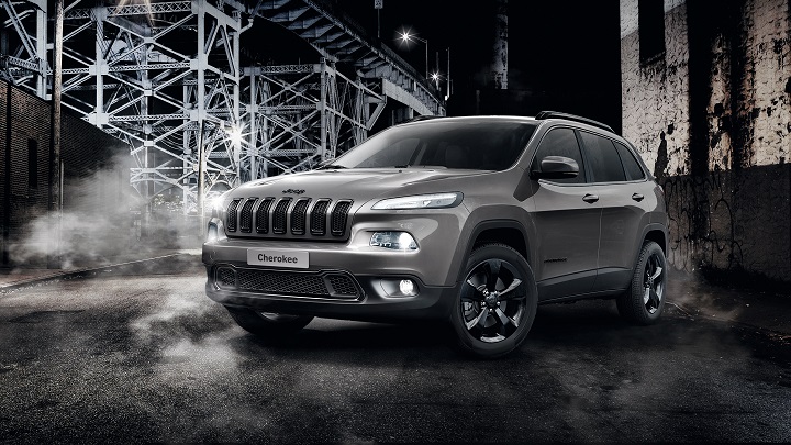 Jeep Cherokee Night Eagle frontal