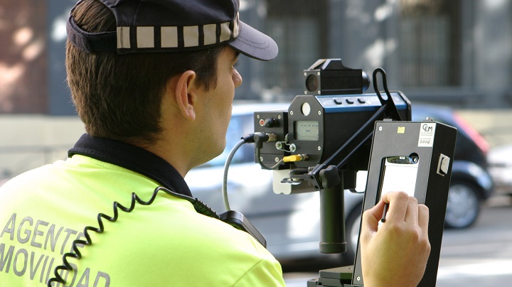 policia multando